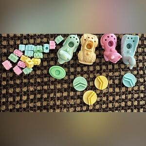 Vintage Polly Pocket Lets Play board game pieces